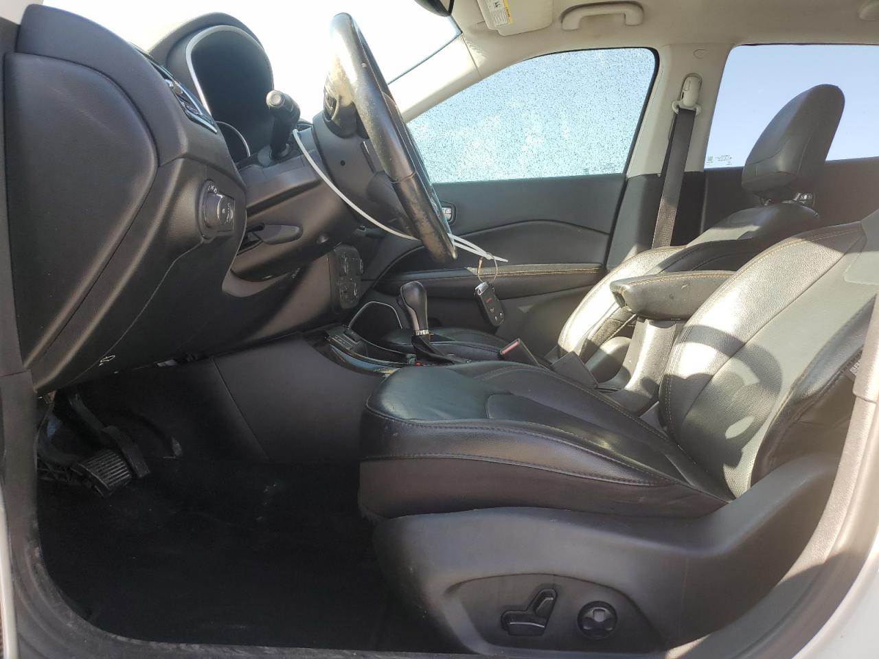 JEEP COMPASS 2020 VIN 3C4NJCCB2LT125588 фото 7