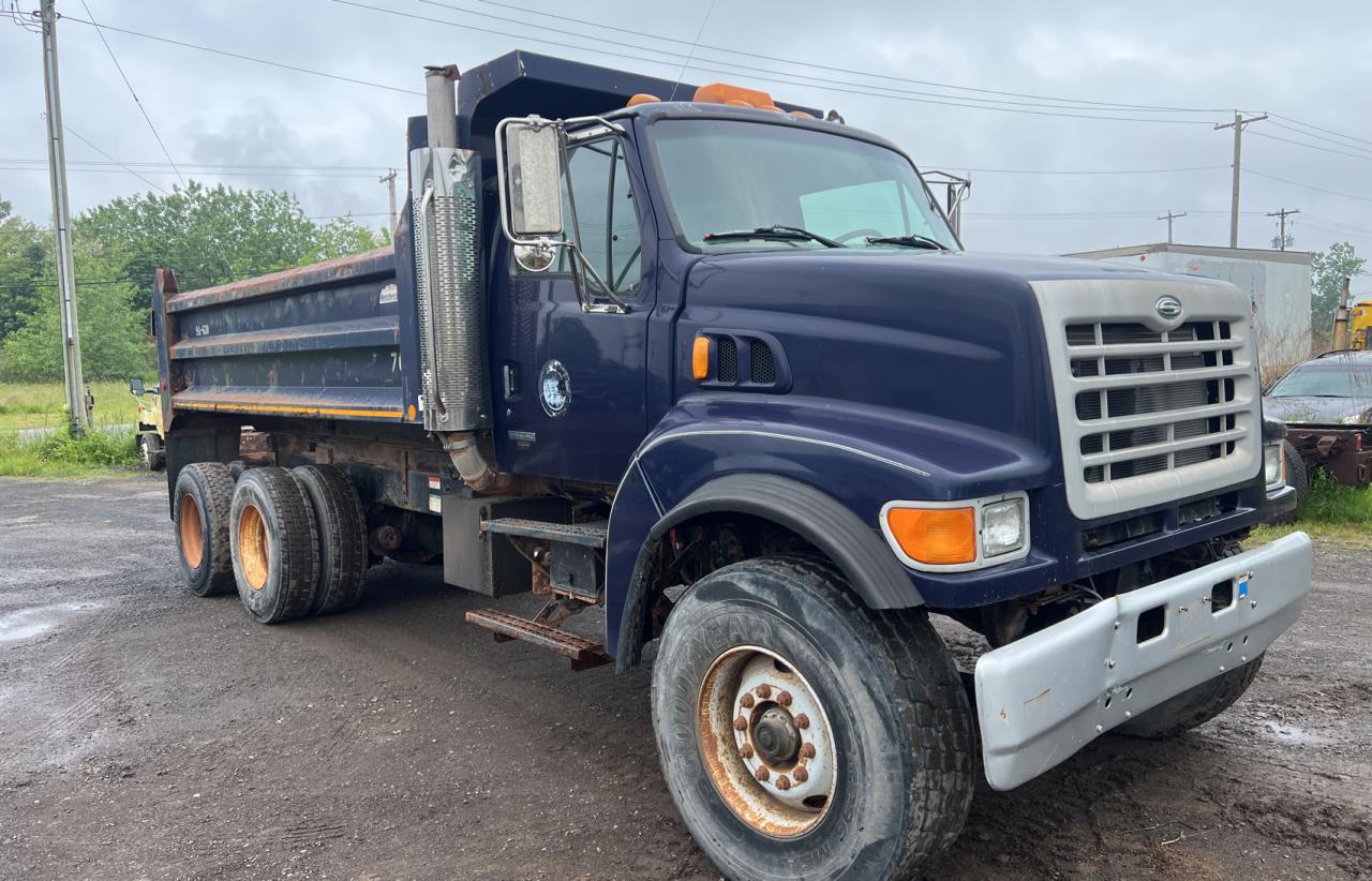 2004 Sterling Truck Lt 9500 للبيع في Leroy، NY - Minor Dent/Scratches