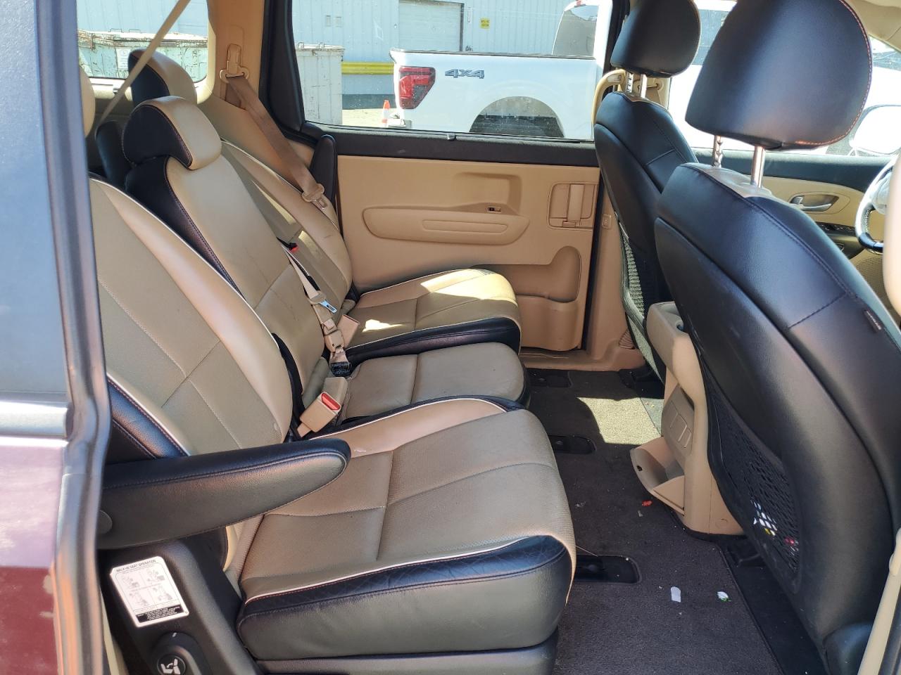 2017 Kia Sedona Lx VIN: KNDMB5C11H6243693 Lot: 61490925