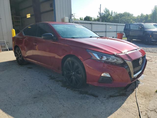  NISSAN ALTIMA 2020 Красный