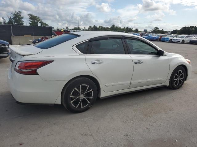 NISSAN ALTIMA 2015 Белы