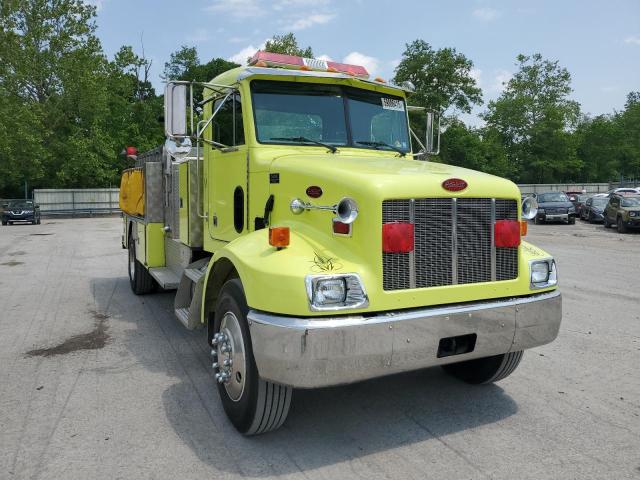 2001 Peterbilt 330 