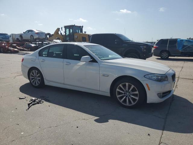  BMW 5 SERIES 2012 Белы