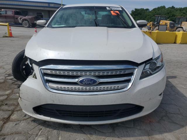 Sedans FORD TAURUS 2012 Biały