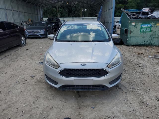 Хэтчбеки FORD FOCUS 2016 Серебристый
