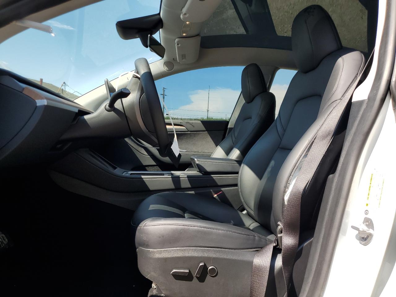 2023 Tesla Model Y VIN: 7SAYGDEEXPA153989 Lot: 62677305