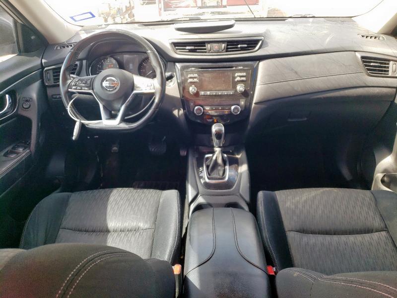  NISSAN ROGUE 2017 Серебристый
