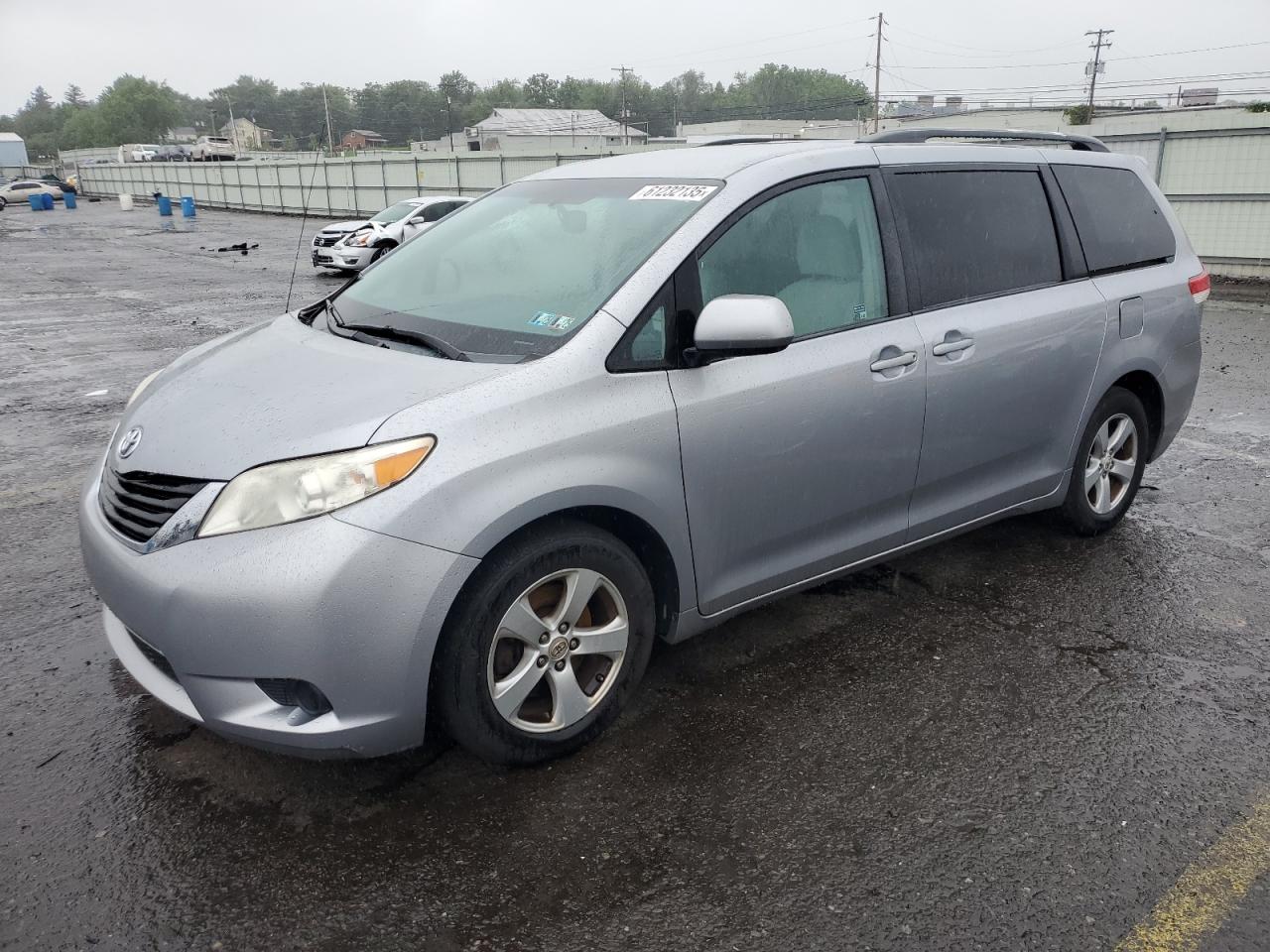 2012 Toyota Sienna Le for Sale in Pennsburg, PA - Mechanical