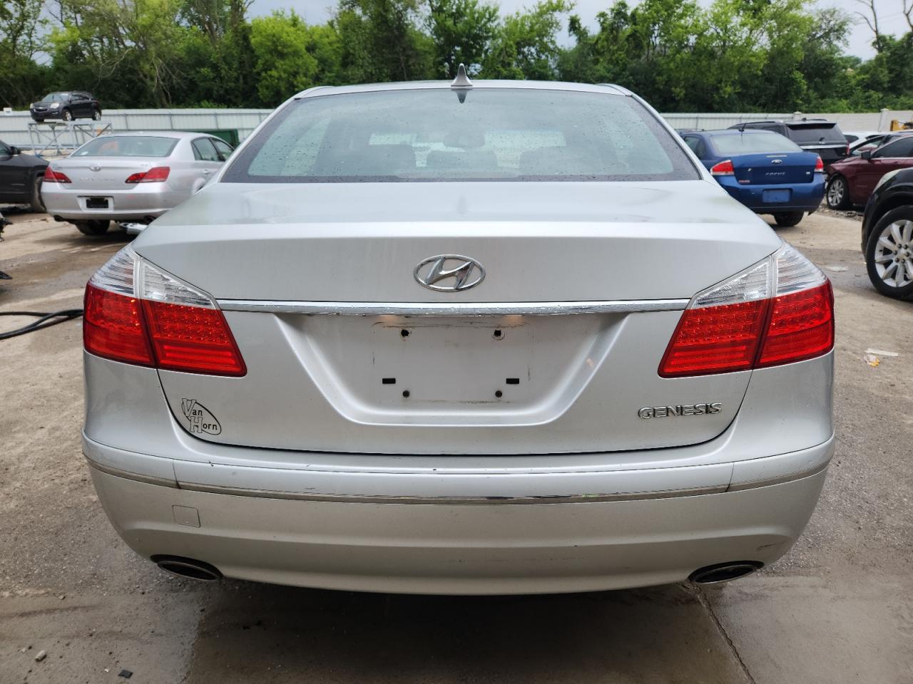 2009 Hyundai Genesis 3.8L VIN: KMHGC46E69U018374 Lot: 61549355
