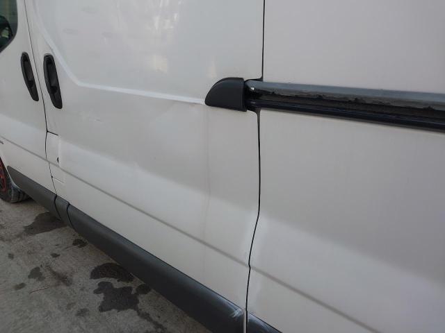 2009 VAUXHALL VIVARO 290