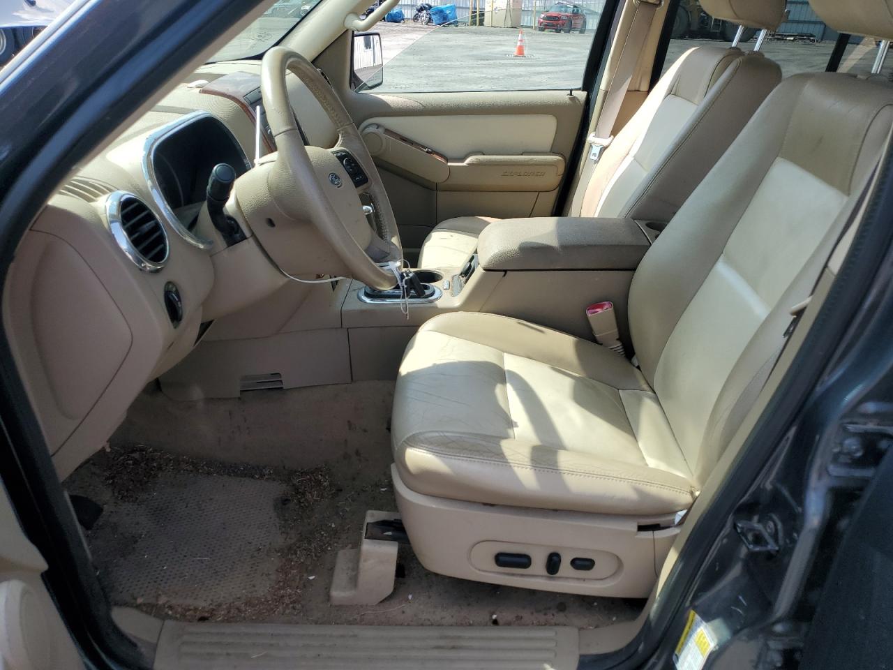 2009 Ford Explorer Eddie Bauer VIN: 1FMEU748X9UA25945 Lot: 61073115