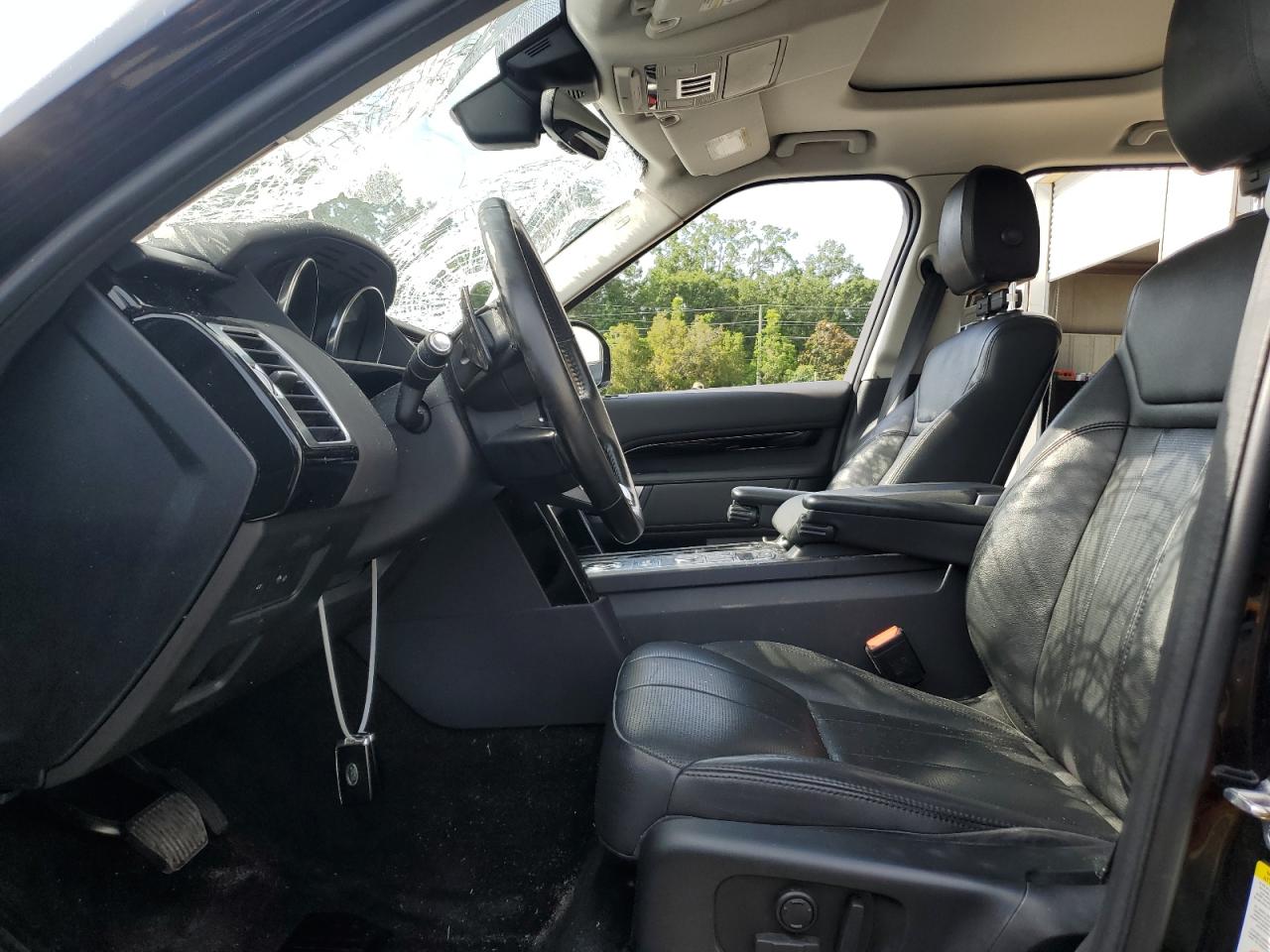 2019 Land Rover Discovery Se VIN: SALRG2RV3K2402236 Lot: 61654135