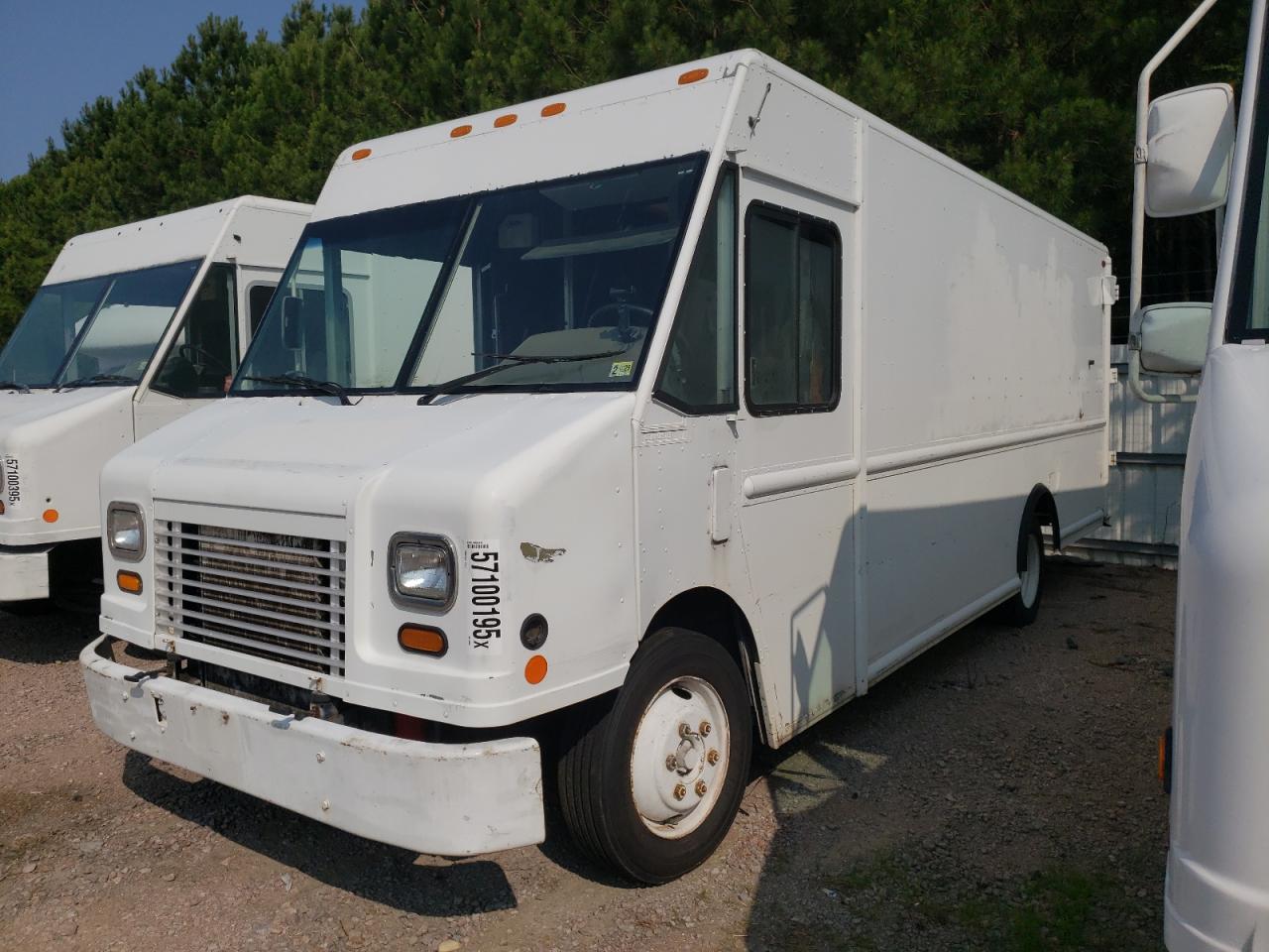 2007 Freightliner Chassis M Line Walk-In Van продається в Charles City, VA - Side