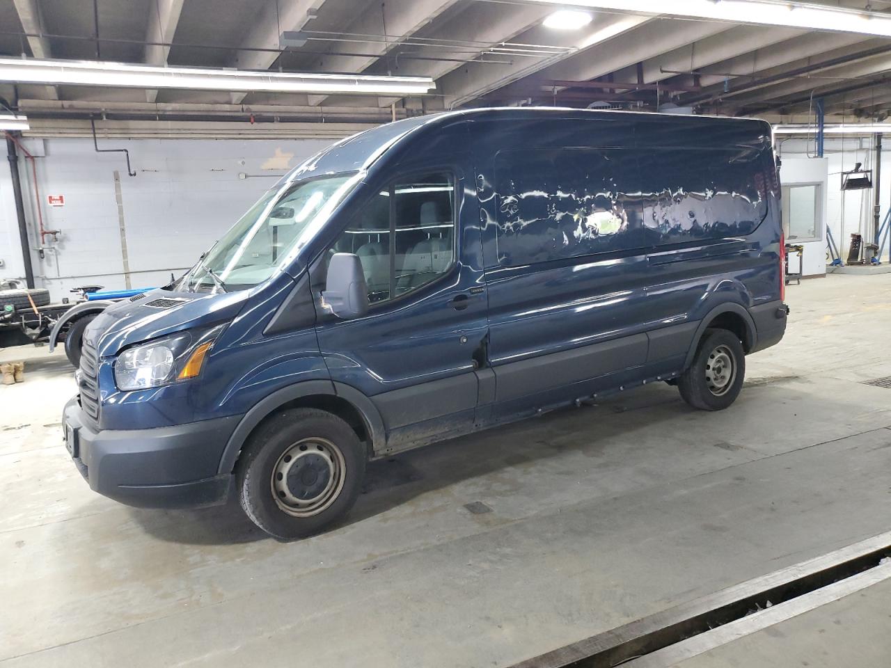 2017 Ford Transit T-150 იყიდება Wheeling-ში, IL - Front End