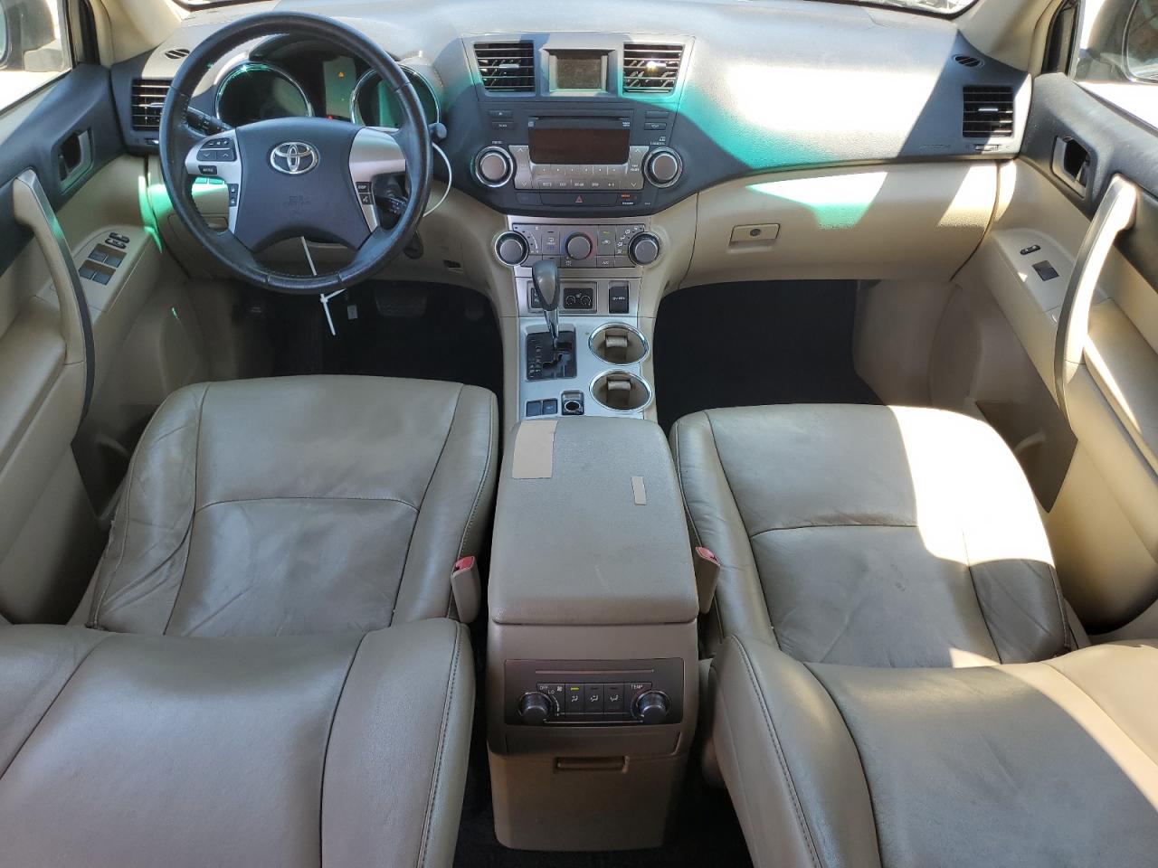 2011 Toyota Highlander Base VIN: 5TDZA3EHXBS014606 Lot: 61249135