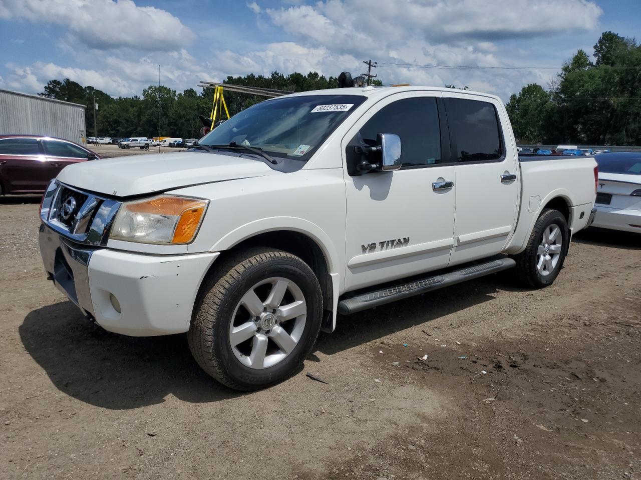2010 Nissan Titan Xe იყიდება Greenwell Springs-ში, LA - Front End