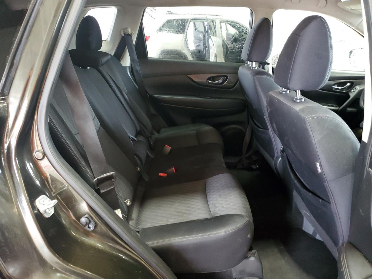 2017 Nissan Rogue S VIN: JN8AT2MT3HW152993 Lot: 61046435