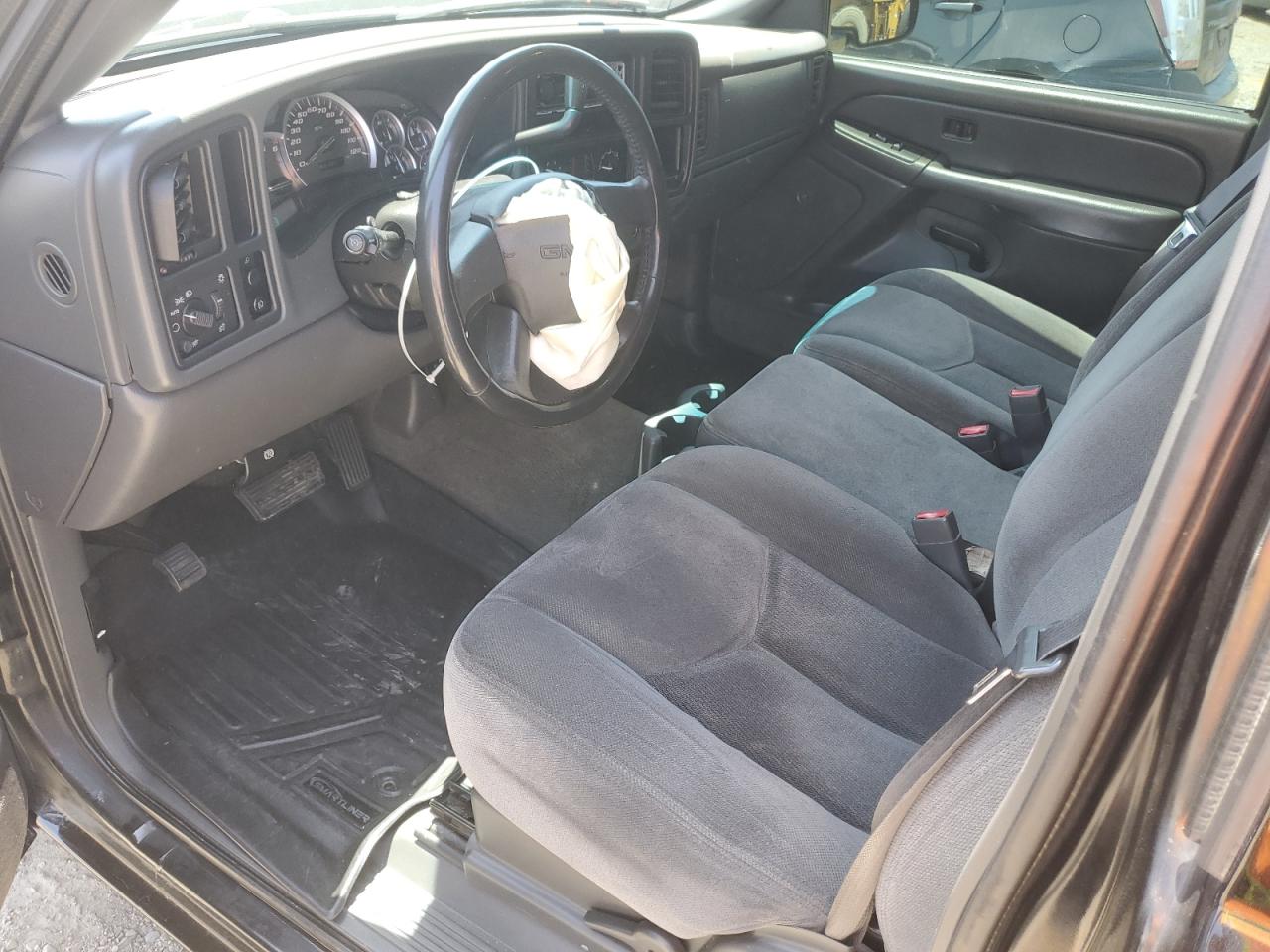 2005 GMC New Sierra C1500 VIN: 1GTEC14VX5Z327081 Lot: 59348755