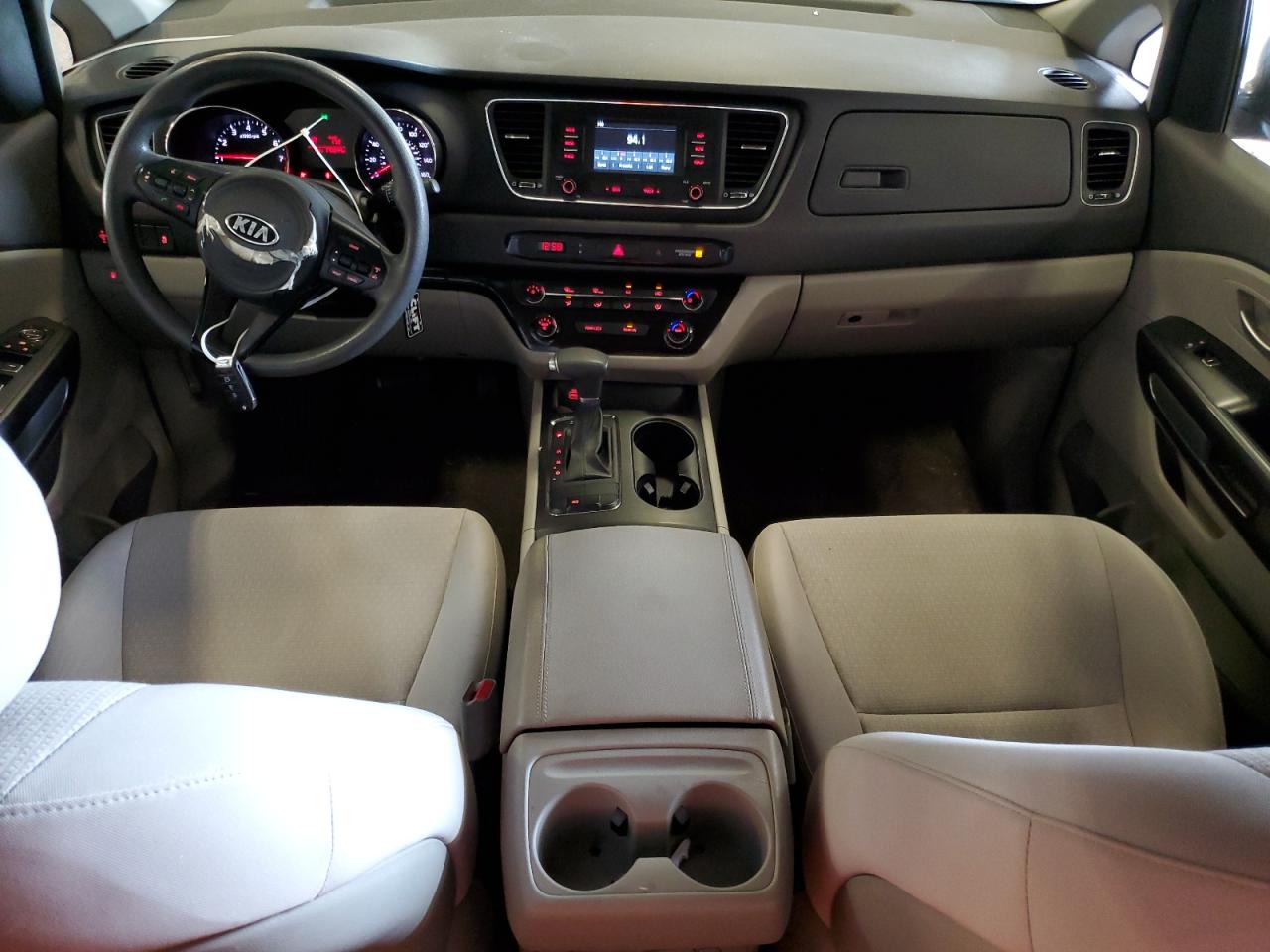 2017 Kia Sedona L VIN: KNDMA5C18H6258968 Lot: 60538555
