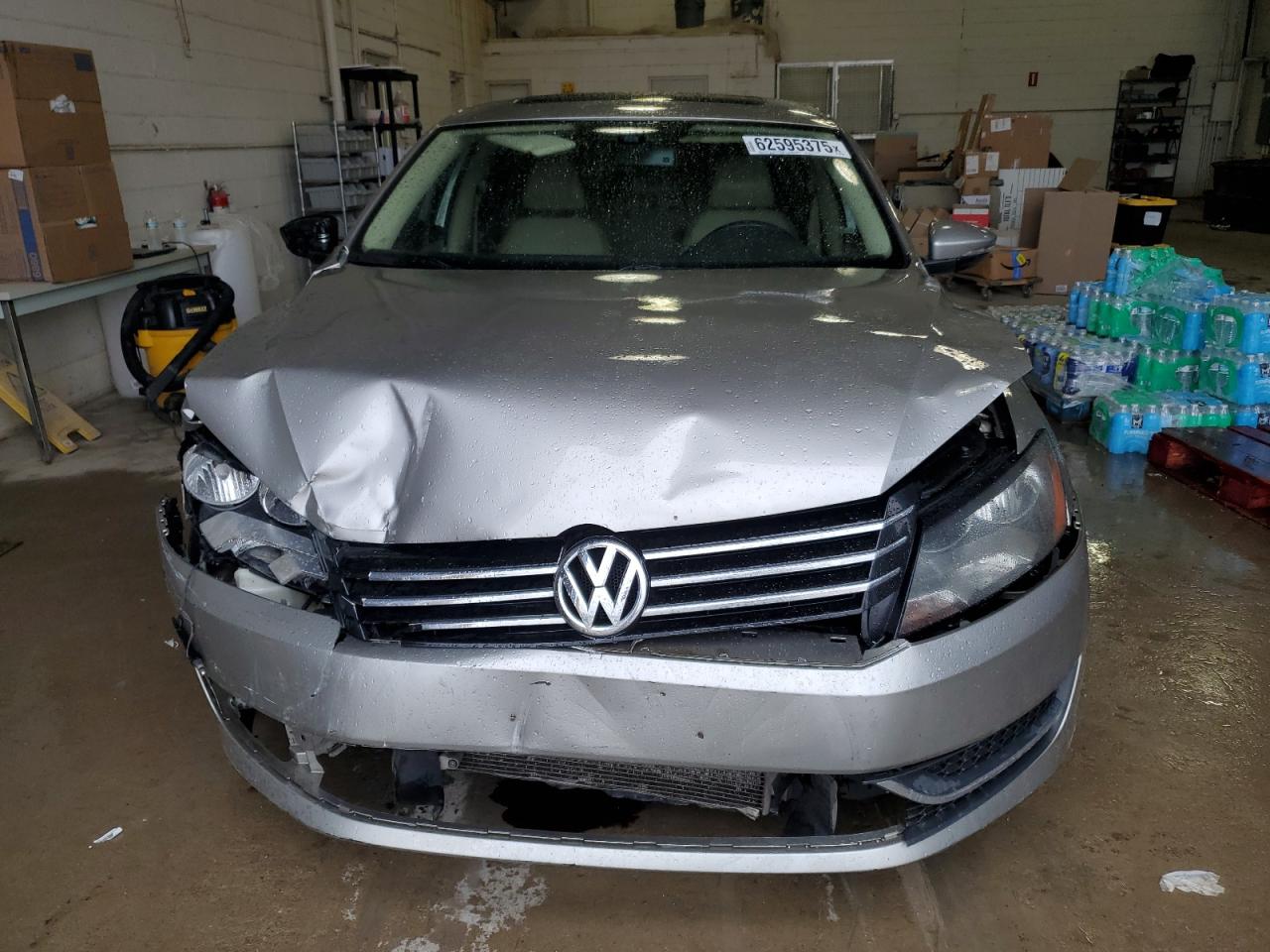 VOLKSWAGEN PASSAT 2012 VIN 1VWBH7A30CC030229 zdjęcie 5