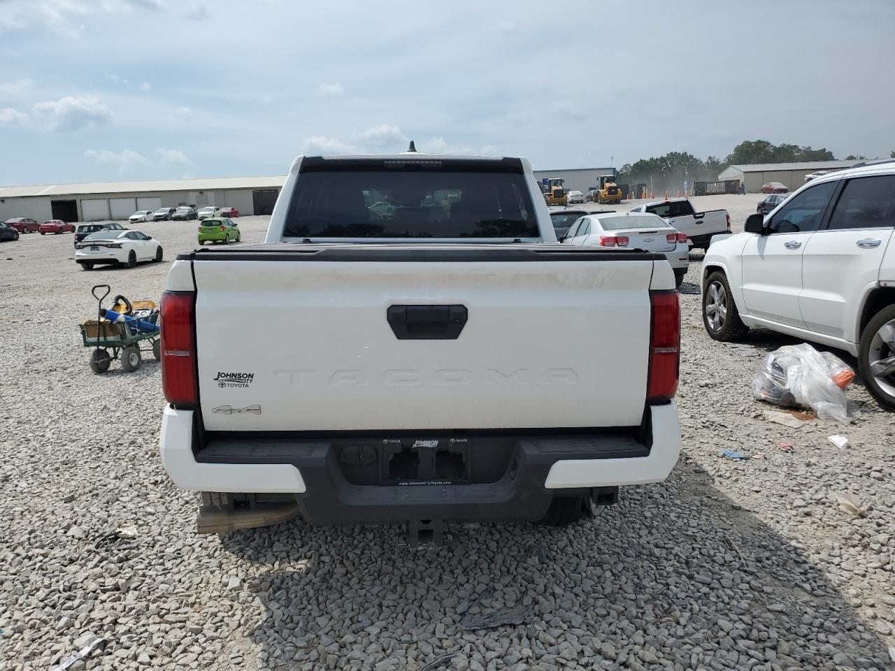 TOYOTA TACOMA 2024 VIN 3TMLB5JN1RM053007 photo 6