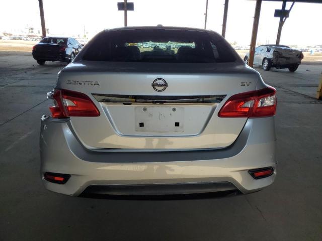  NISSAN SENTRA 2017 Srebrny