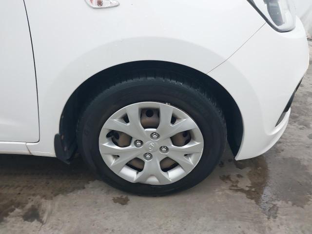 2014 HYUNDAI I10 SE