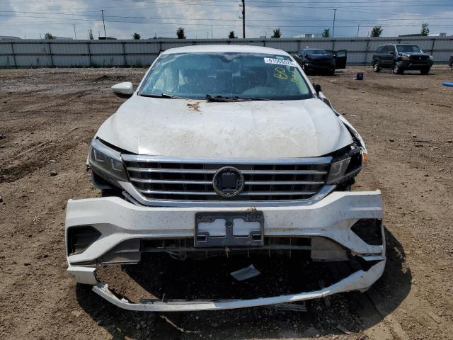  VOLKSWAGEN PASSAT 2020 White