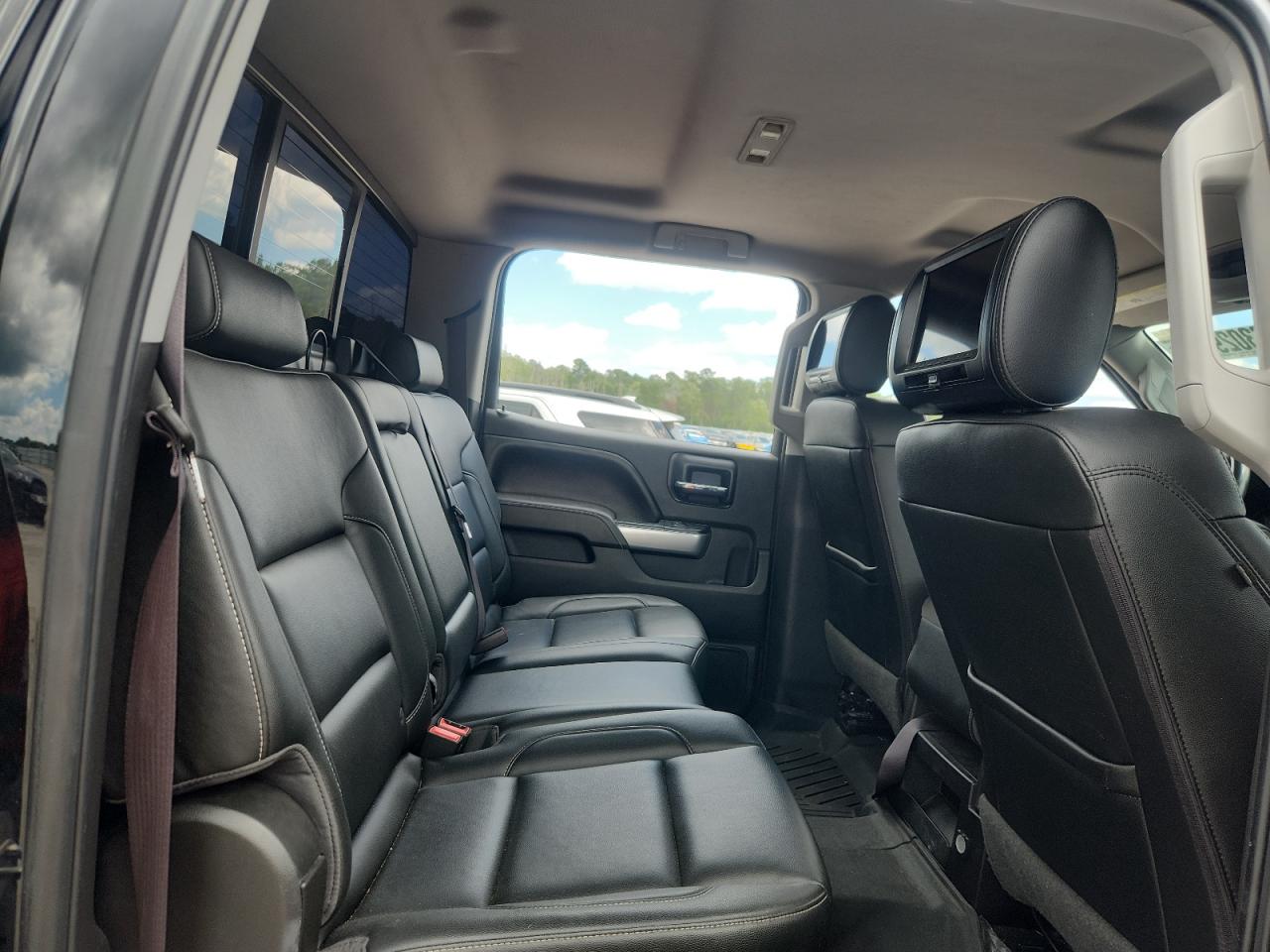 2017 Chevrolet Silverado K1500 Lt VIN: 3GCUKREC1HG117564 Lot: 63029175