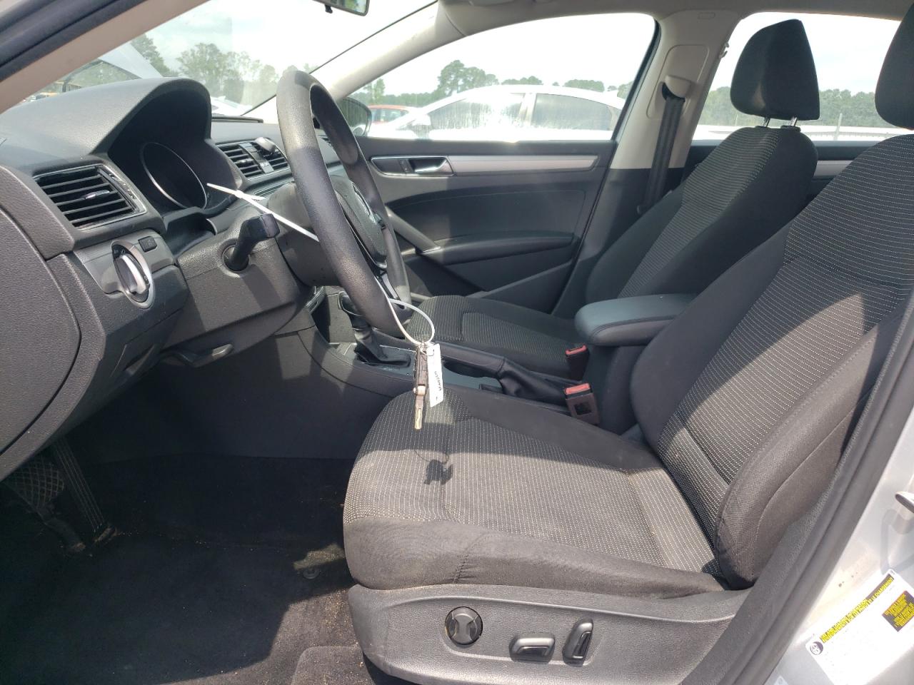 2018 Volkswagen Passat S VIN: 1VWAA7A38JC031853 Lot: 61913815