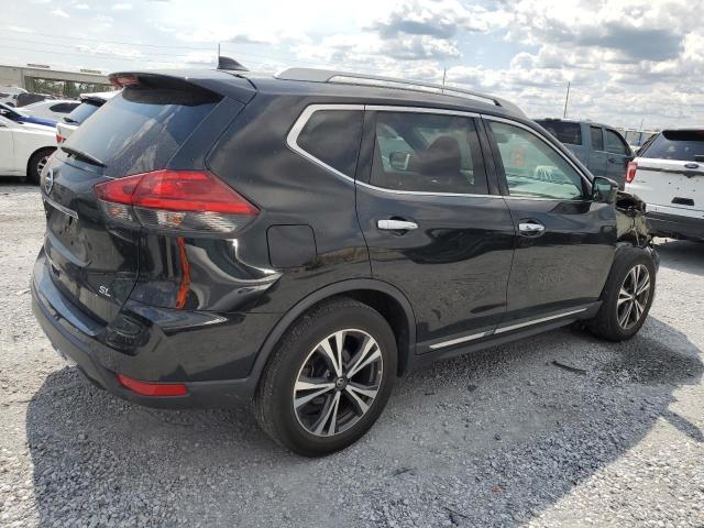  NISSAN ROGUE 2017 Czarny