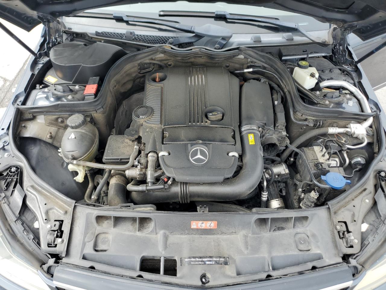 2014 Mercedes-Benz C 250 VIN: WDDGF4HB4EG256401 Lot: 61136795