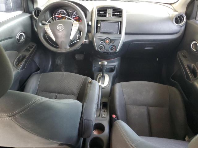 Sedans NISSAN VERSA 2016 Czarny
