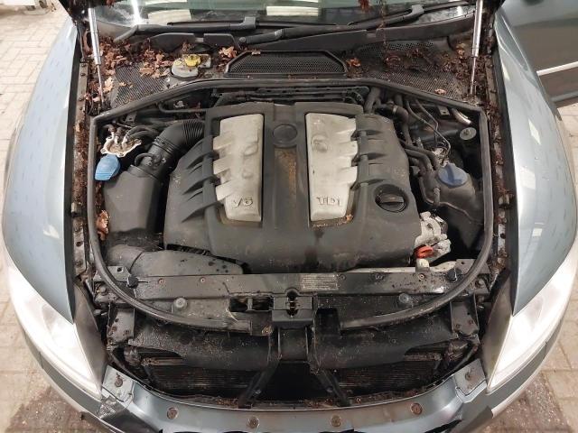 2005 VOLKSWAGEN PHAETON V6