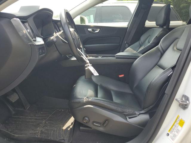  VOLVO XC60 2018 White
