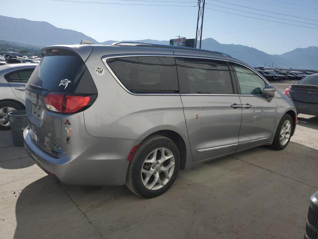  CHRYSLER PACIFICA 2017 Silver