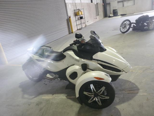 2010 CAN-AM SPYDER ROADSTER RS  
