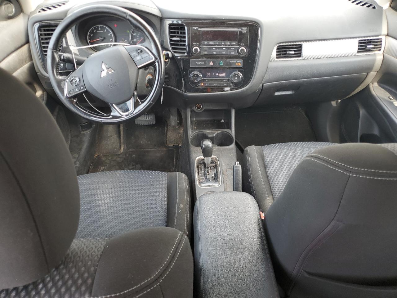2016 Mitsubishi Outlander Es VIN: JA4AD2A31GZ008153 Lot: 62667435