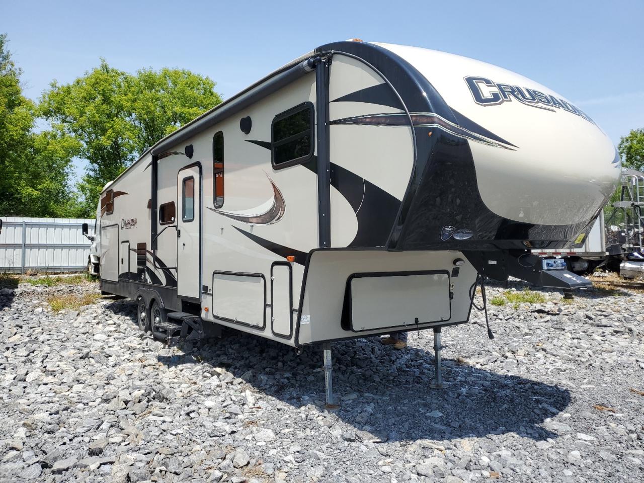 2018 Foresriver Crusader zu verkaufen in Albany, NY - Top/Roof