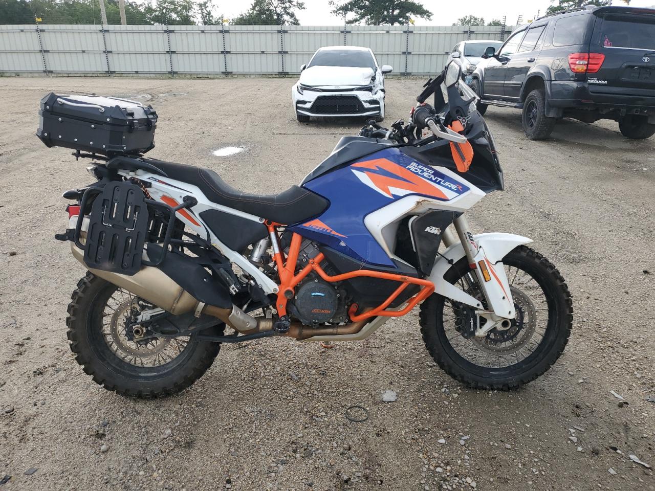 KTM MOTORCYCLE 2023 VIN VBKV59402PM966499