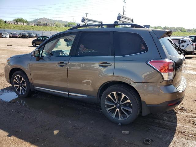  SUBARU FORESTER 2017 Gold