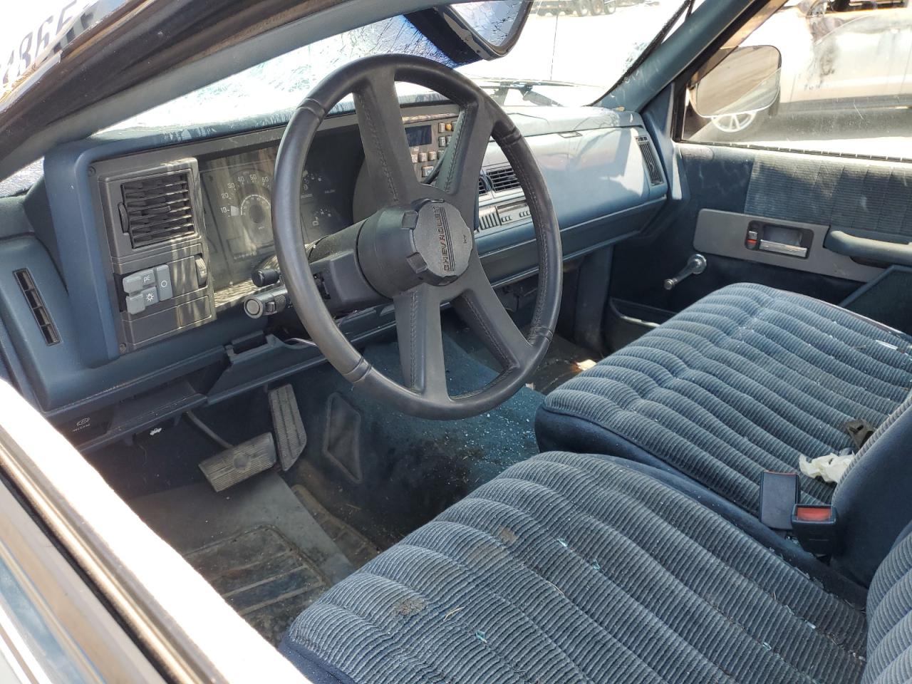 1991 Chevrolet Gmt-400 C2500 VIN: 1GCGC24N5ME120277 Lot: 59351865