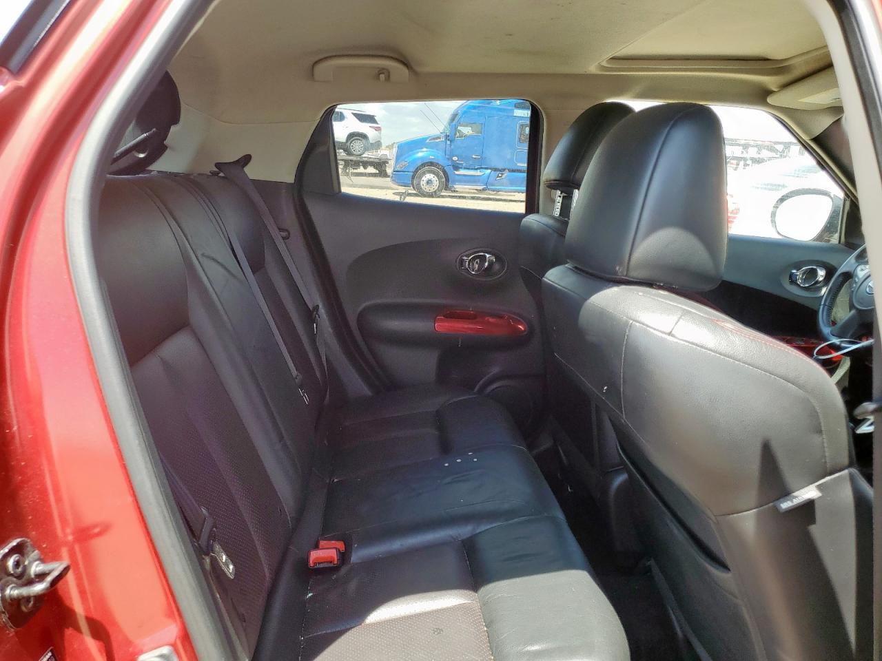 2011 Nissan Juke S VIN: JN8AF5MR6BT004049 Lot: 62230455
