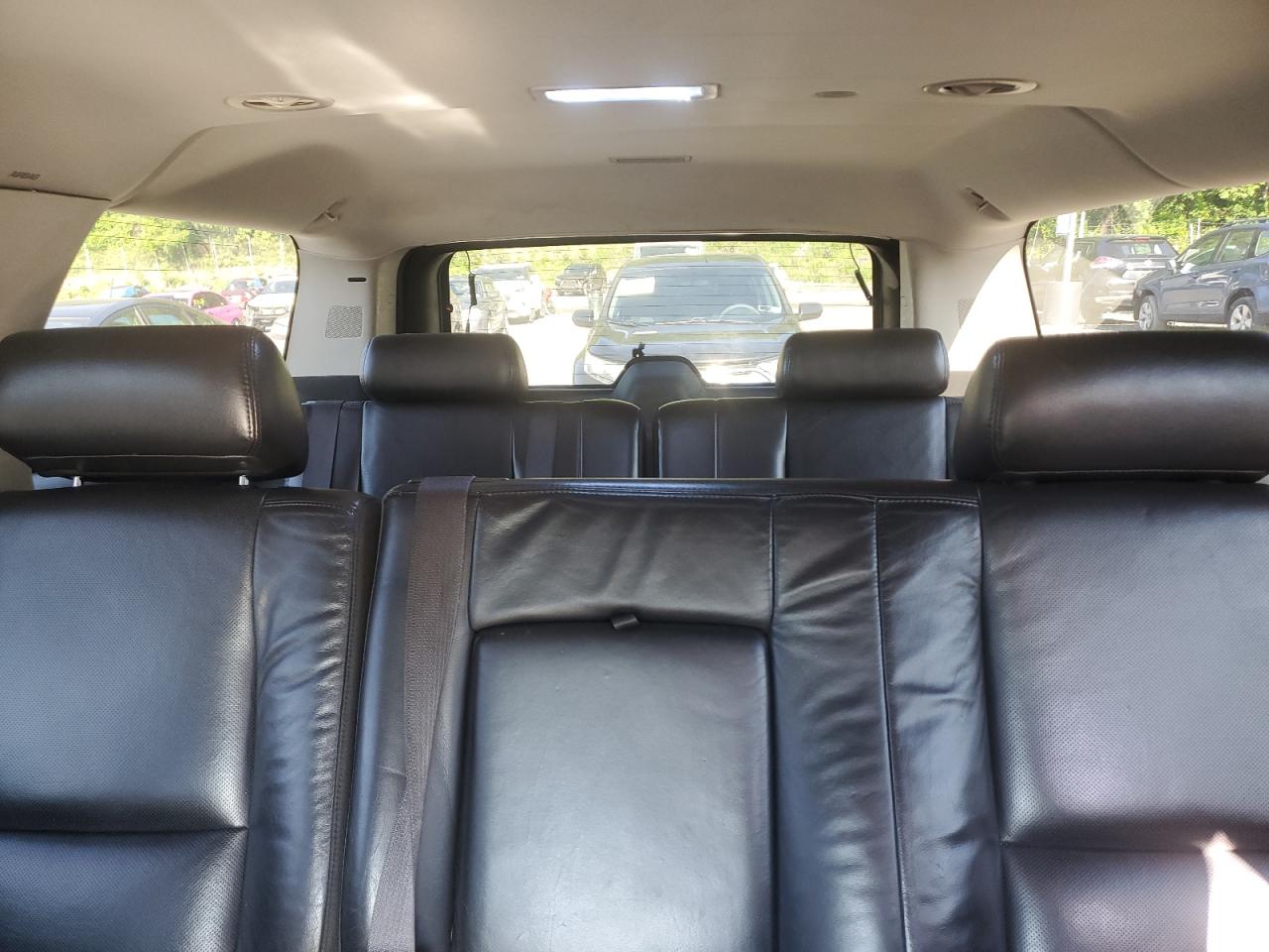 2009 Cadillac Escalade Esv VIN: 1GYFK162X9R101634 Lot: 59141785