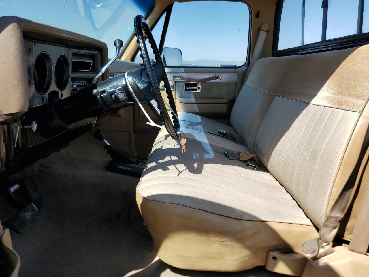 1985 GMC K1500 VIN: 1GTEK14H4FF722258 Lot: 59818405