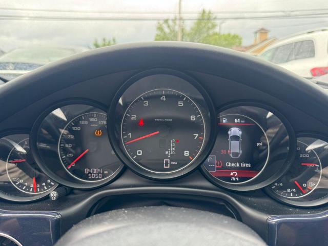 Sedans PORSCHE PANAMERA 2016 Black