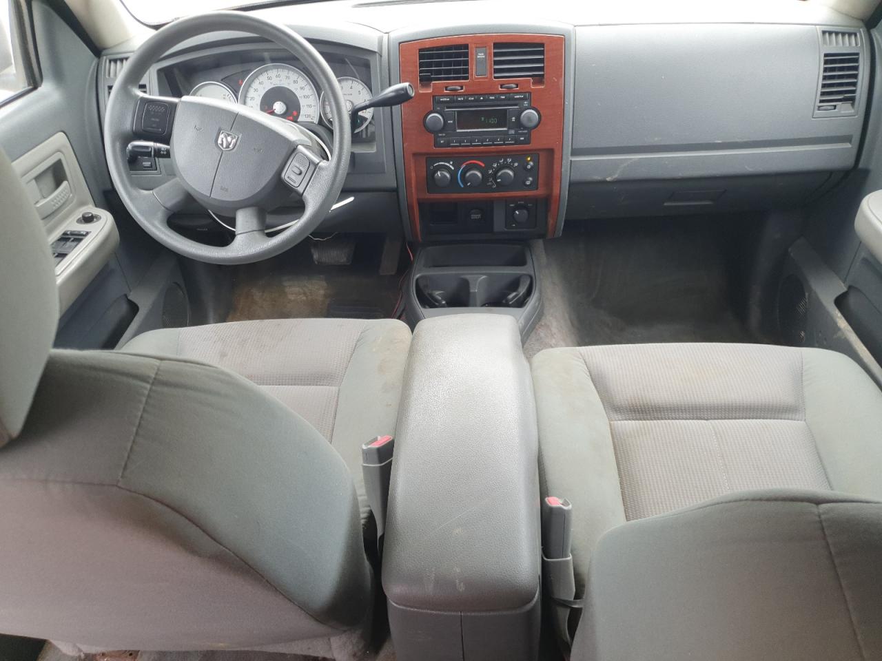 2005 Dodge Dakota Quad Slt VIN: 1D7HW48N05S342543 Lot: 62551885