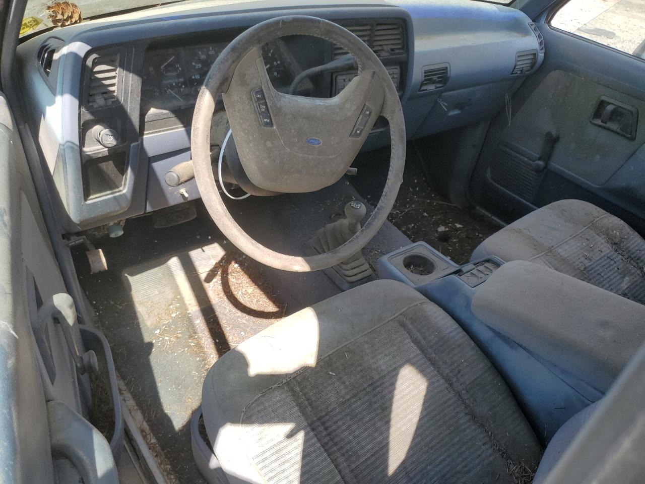 1996 Ford Bronco Ii VIN: 1FMCU14T8LUA08609 Lot: 61144575