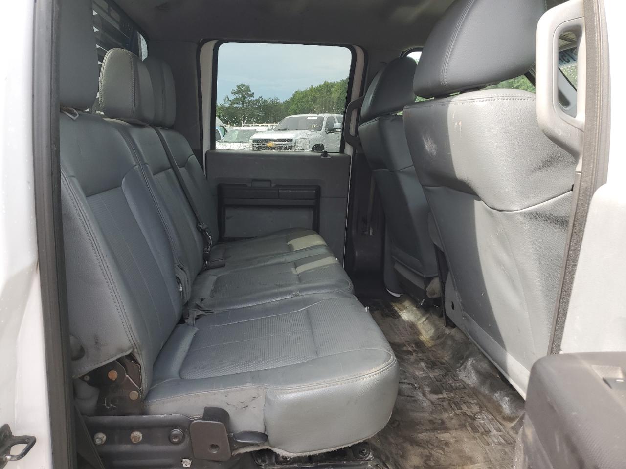 2015 Ford F550 Super Duty VIN: 1FD0W5HT1FEC30843 Lot: 61012275