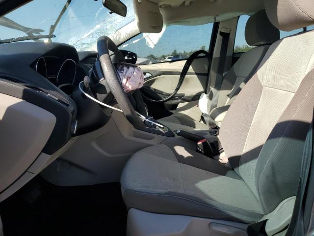 Sedans FORD FOCUS 2013 Gray